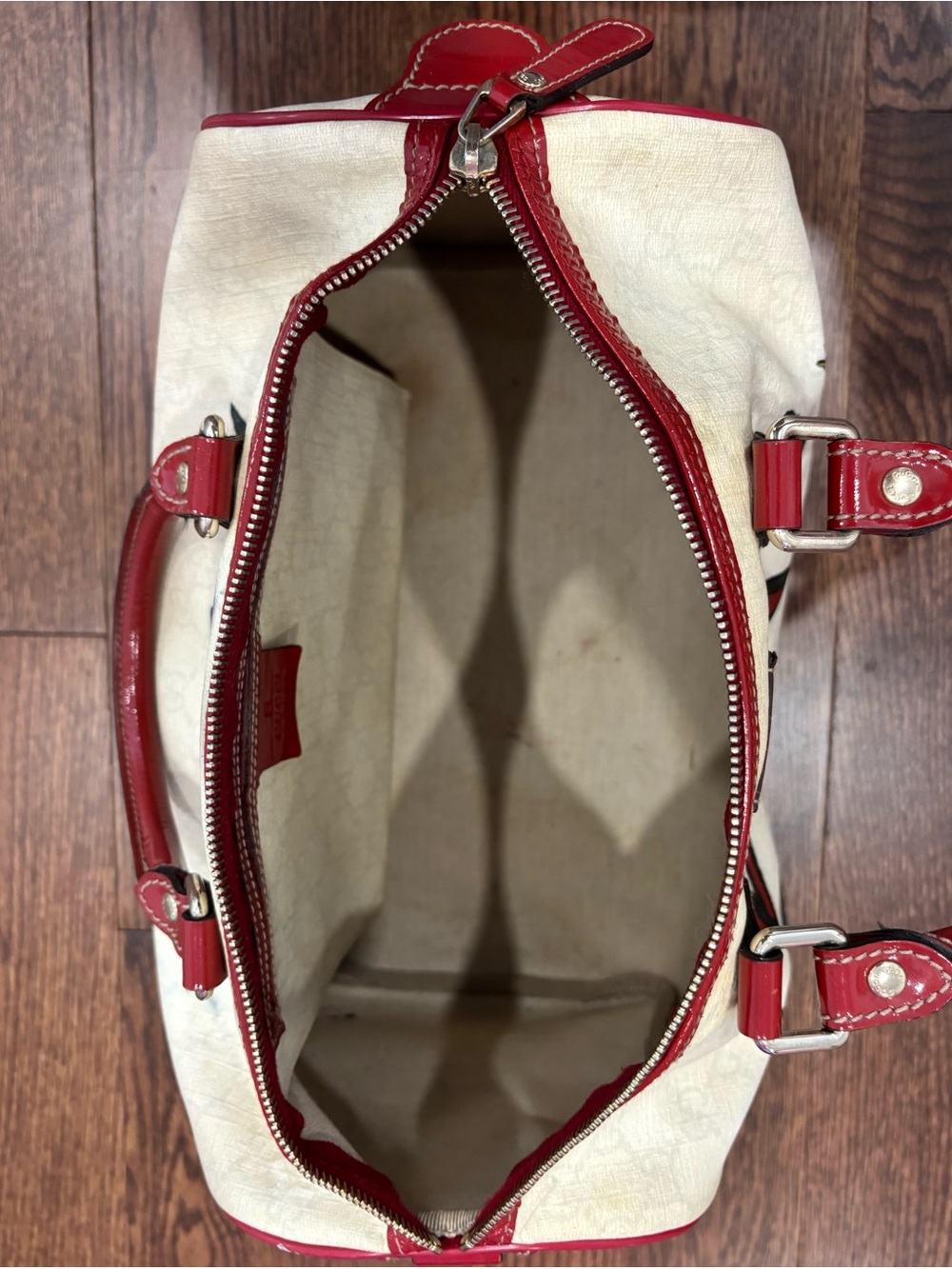 Authentic Gucci bag - Picture 4 of 11